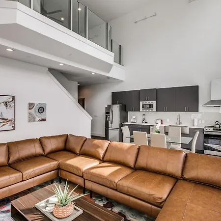 Destination At The Cedars 604 Apartment